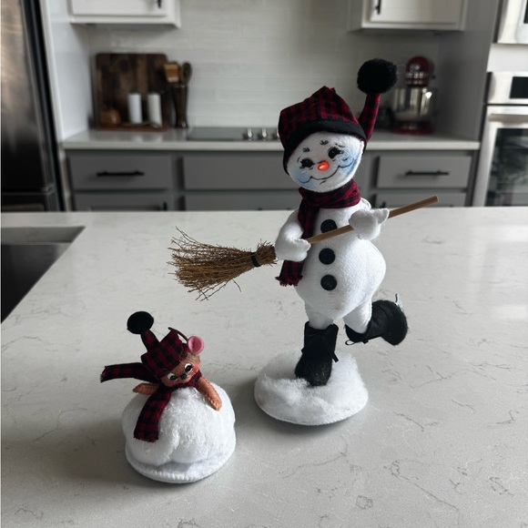 Annalee Wimter Woods 3” snowball mouse & “9 snowman (ice skating) - Picture 1 of 1